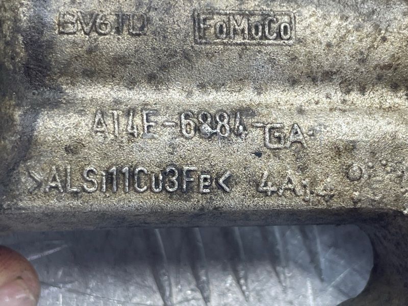 Корпус масляного фільтра AT4E6884GA Ford Edge