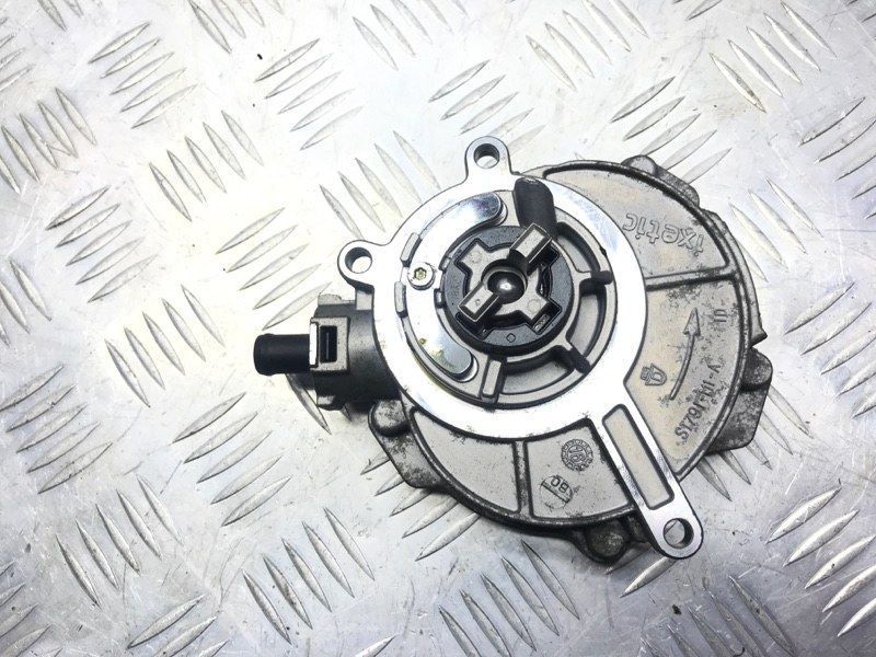 Вакуумний насос 06E145100Q Audi A6