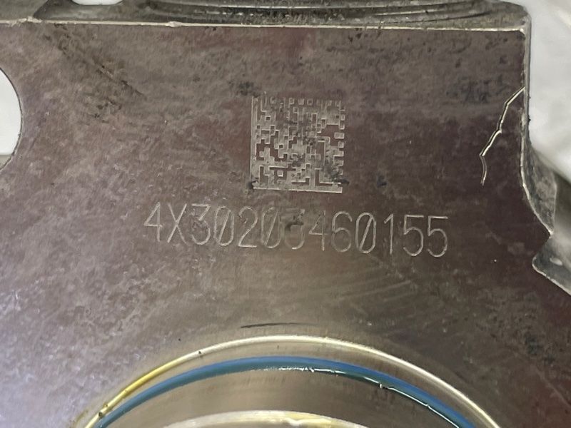 Паливний насос 06E127026E Audi A7