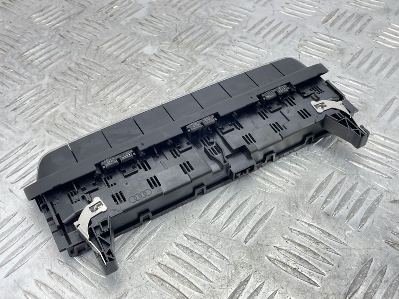 Блок кнопок 8W0925301 Audi Q5
