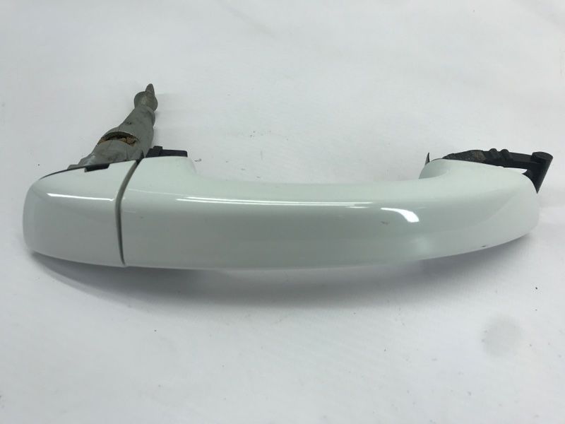 Ручка дверей зовнішня 7P6837205E Volkswagen Touareg