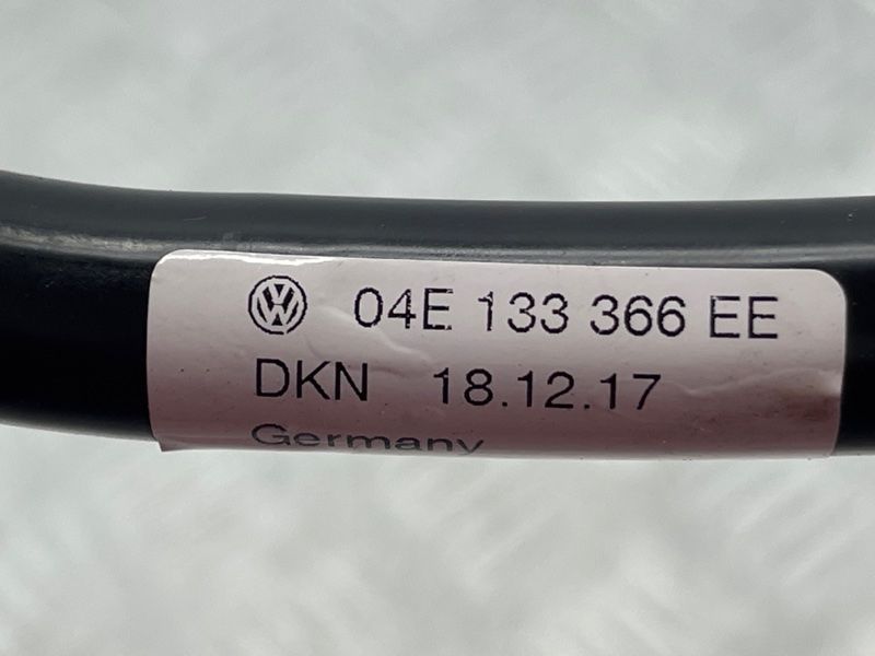 Патрубок 04E133366EE Volkswagen Jetta