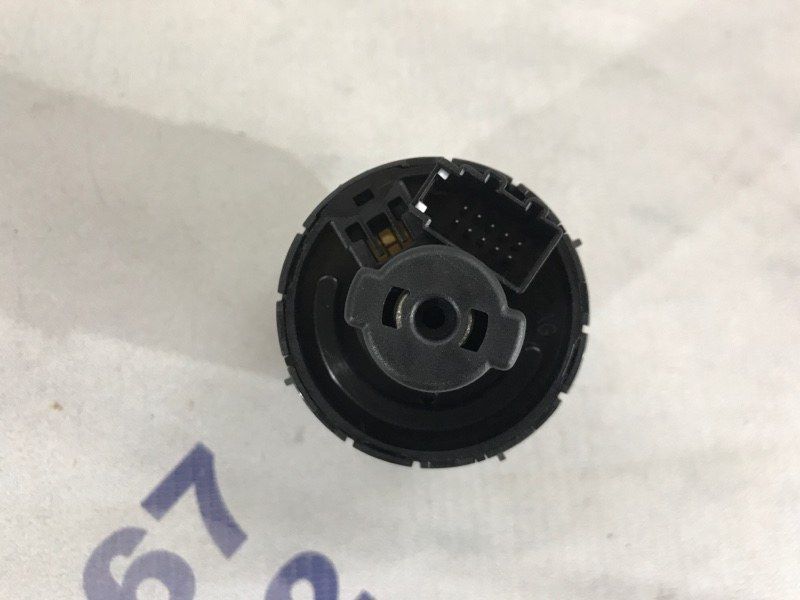 Перемикач світла фар 5G1941431E Volkswagen Jetta