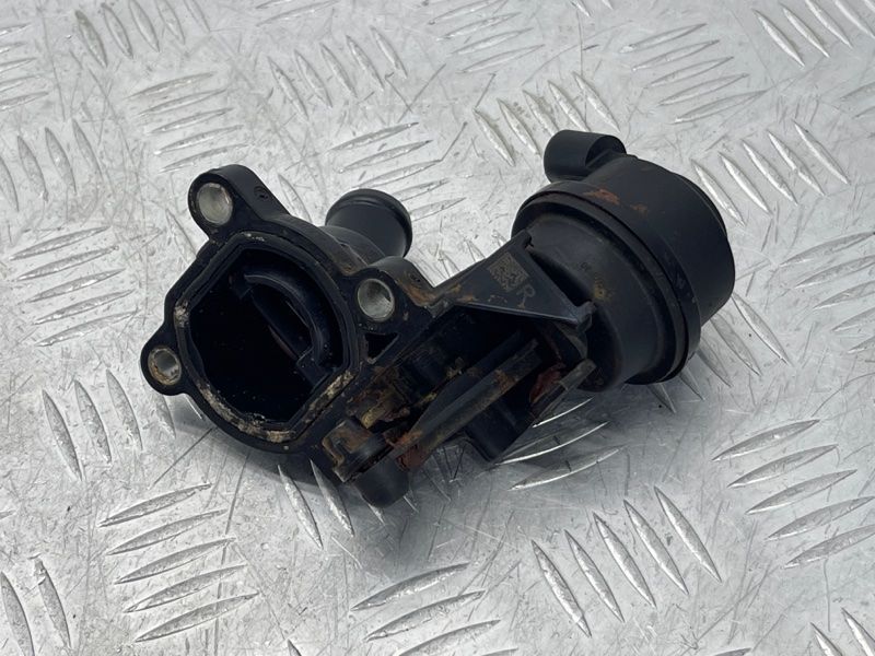 Регулюючий клапан системи охолодження 059121737R Audi Q7