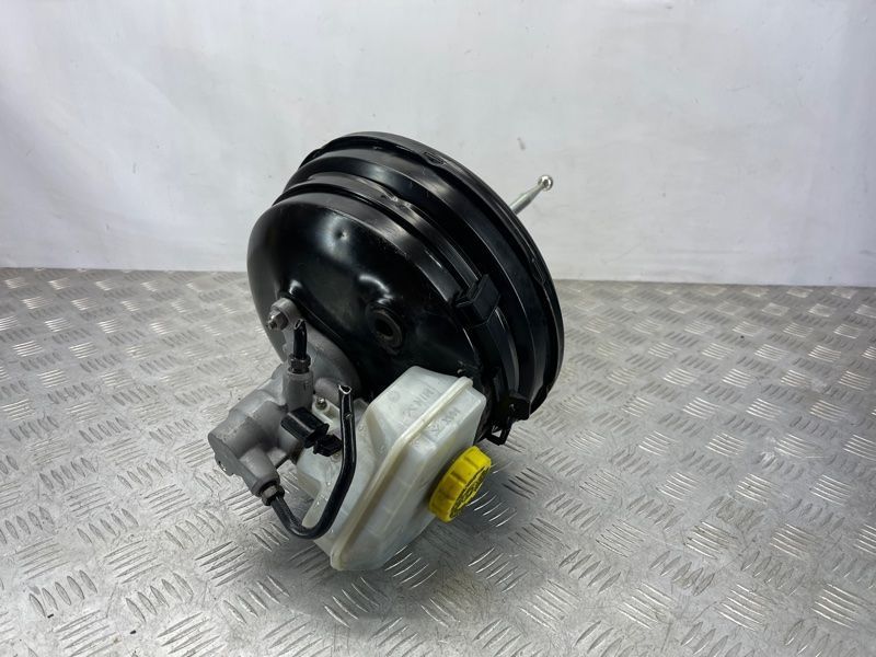 Вакуумний підсилювач гальм 7P0612105B Volkswagen Touareg