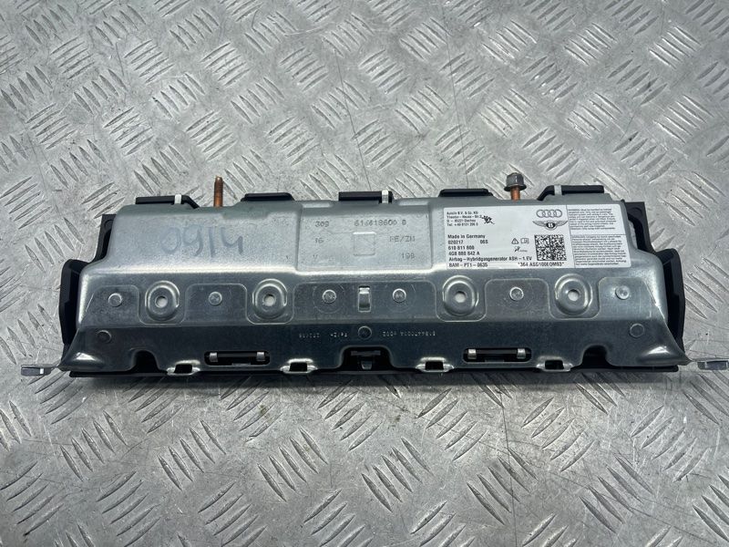 Подушка безопасности водителя в колени Airbag 4G8880842A Audi A7