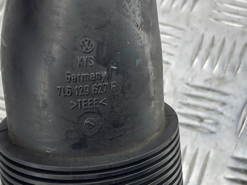 Патрубок воздушного фильтра 7L6129627F Volkswagen Touareg
