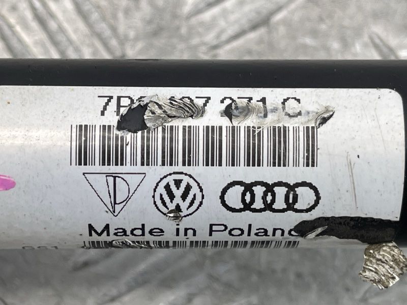 Піввісь 7P0407271C Volkswagen Touareg
