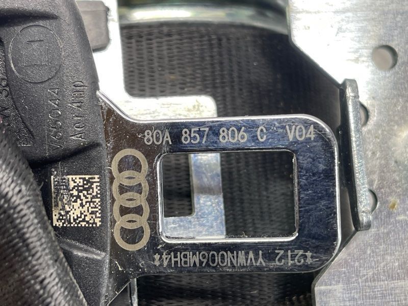 Ремінь безпеки сидіння 2-го ряду 80A857806CV04 Audi Q5