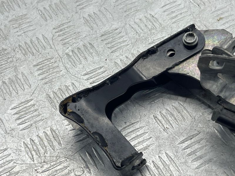Захисна планка 4H0399634A Audi A8
