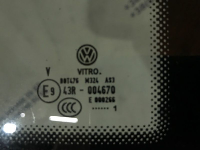 Скло бічне заднє 5NN845042CNVB Volkswagen Tiguan