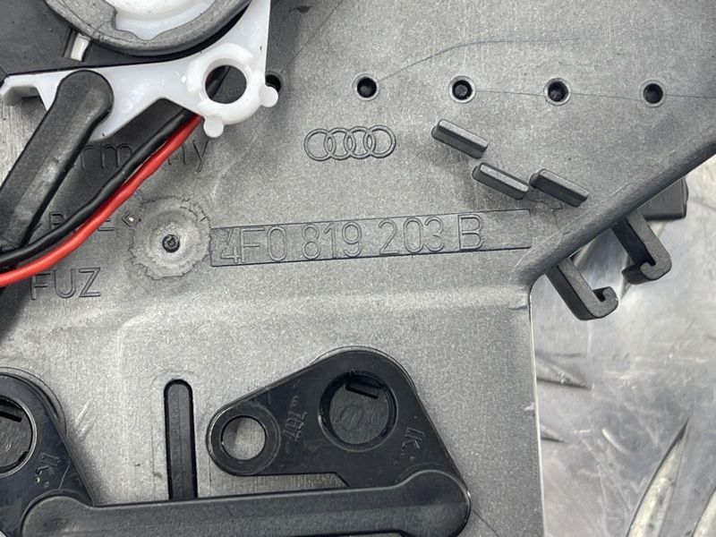 Дефлектор повітропроводу Audi A6