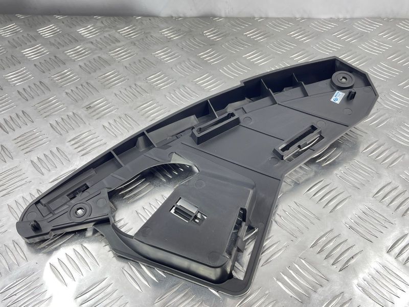 Кронштейн переднього бампера 30763433 Volvo XC60