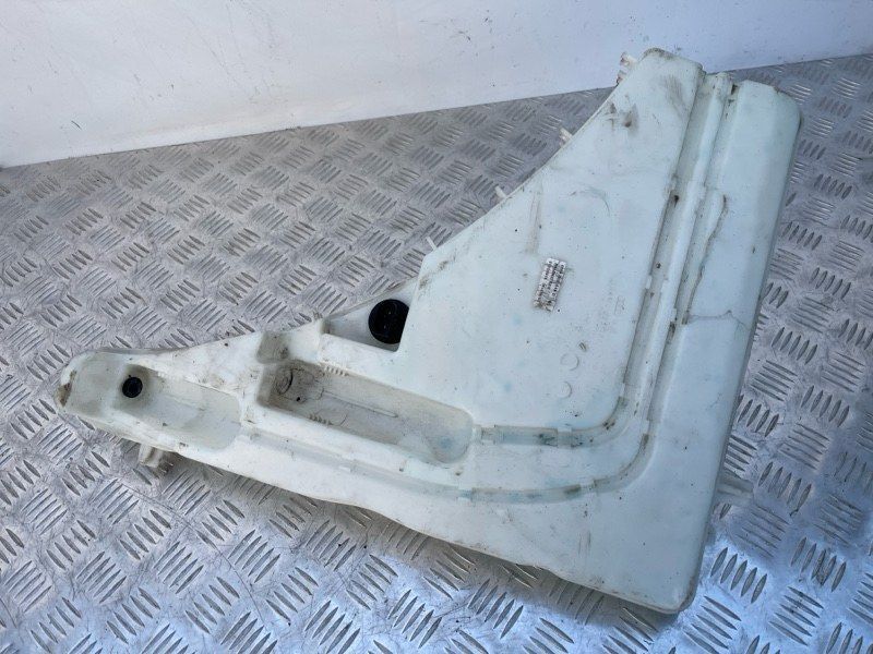 Бачок омывателя стекла 4M0955453D Audi Q7