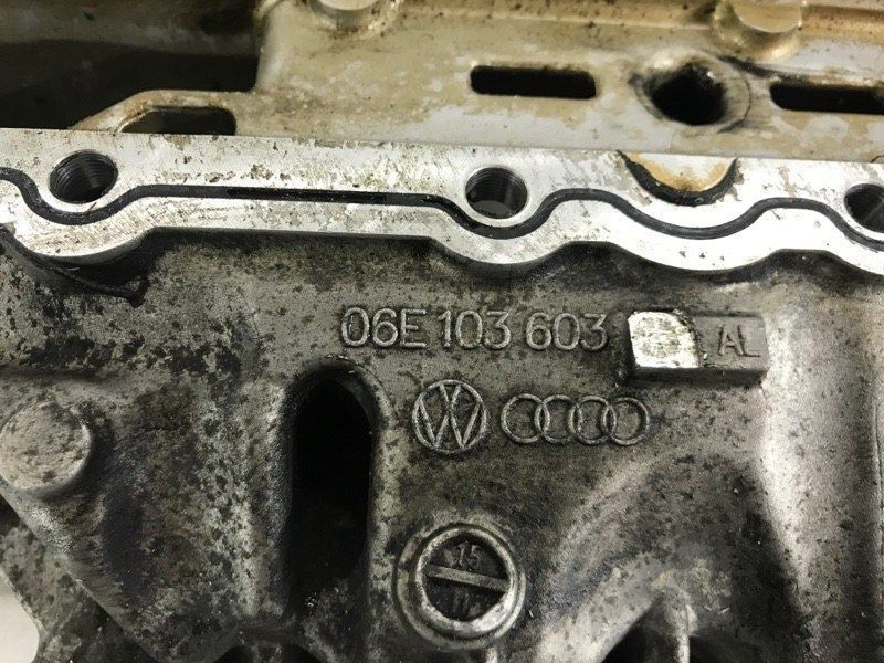 Піддон двигуна масляний верх 06E103603AL Audi Q7