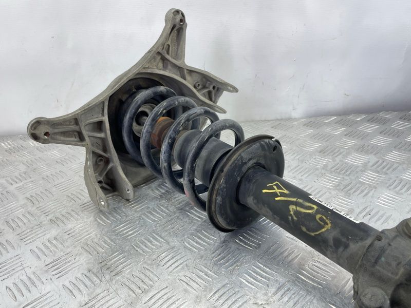 Стійка амортизатора 8R0413031BD Audi Q5