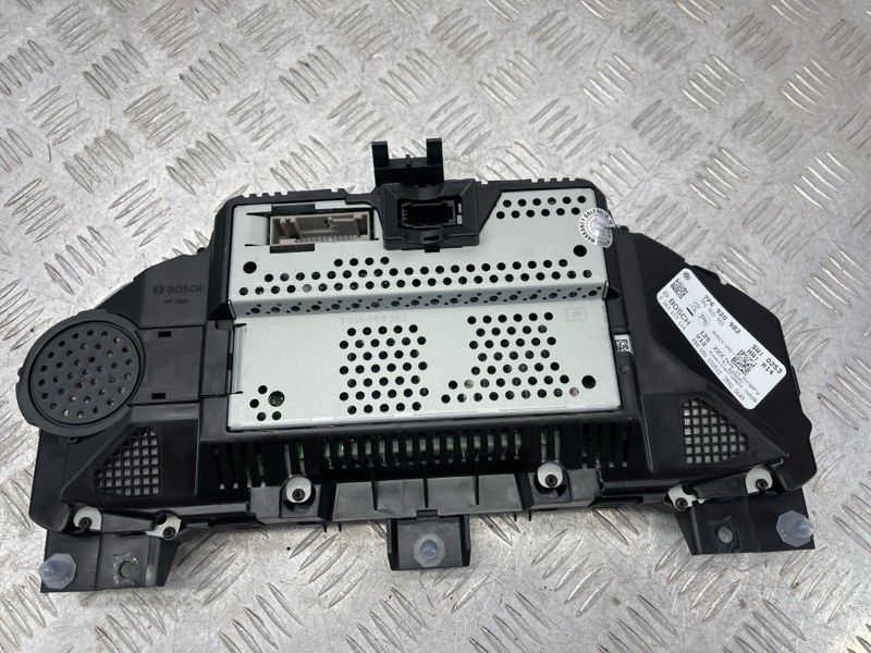 Комбінація приладів 7P6920982 Volkswagen Touareg