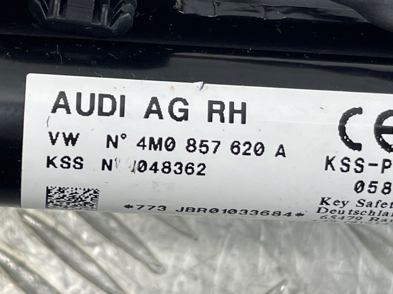 Ремінь безпеки Audi Q7
