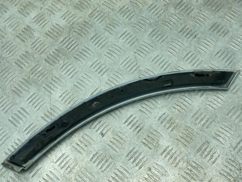 Накладка дверей 4M0854820A Audi Q7