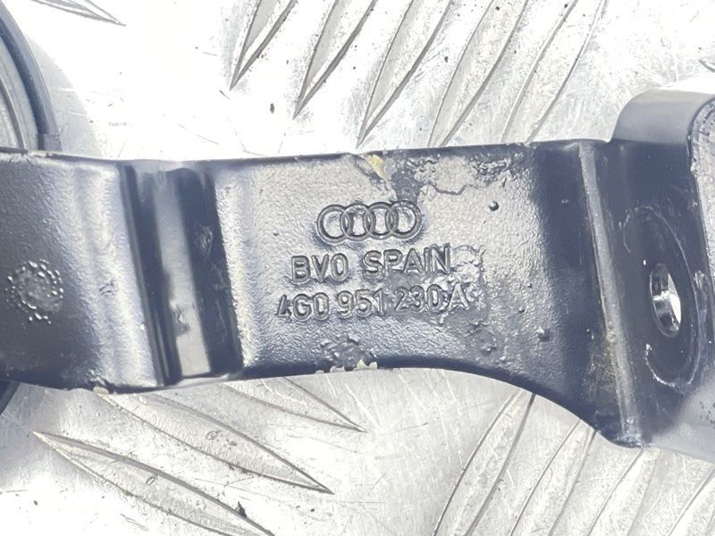 Звуковий сигнал Audi A6