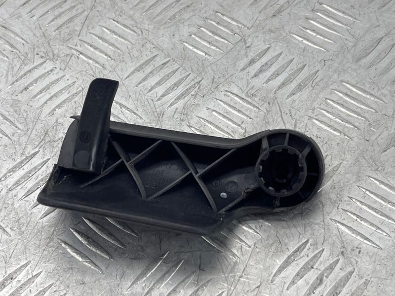Ручка открывания капота 8T1823533B4PK Audi A6