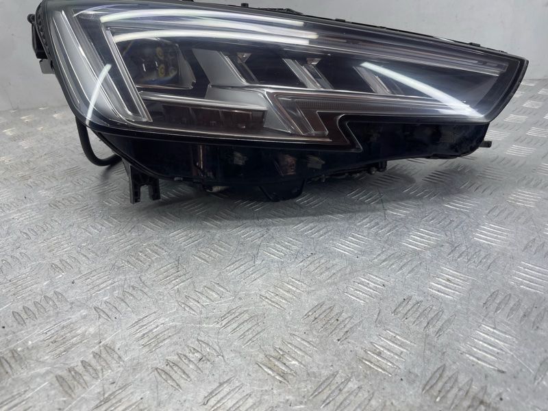 Фара FULL LED MATRIX 8W0941036 Audi A4 Allroad