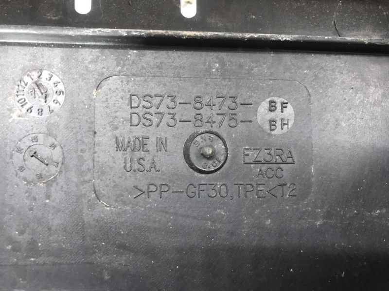 Рамка дифузора радіатора ds738473bf Ford Fusion