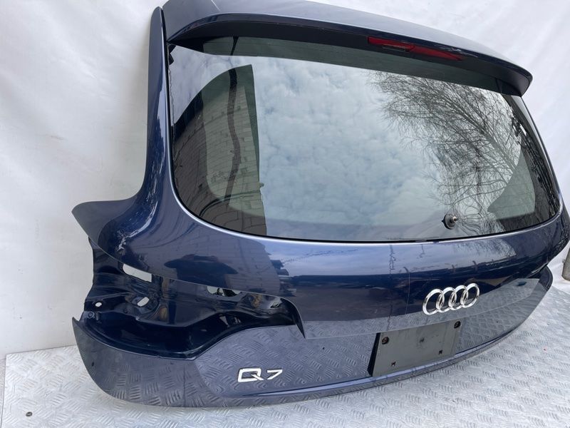 Кришка багажника 4L0827023B Audi Q7
