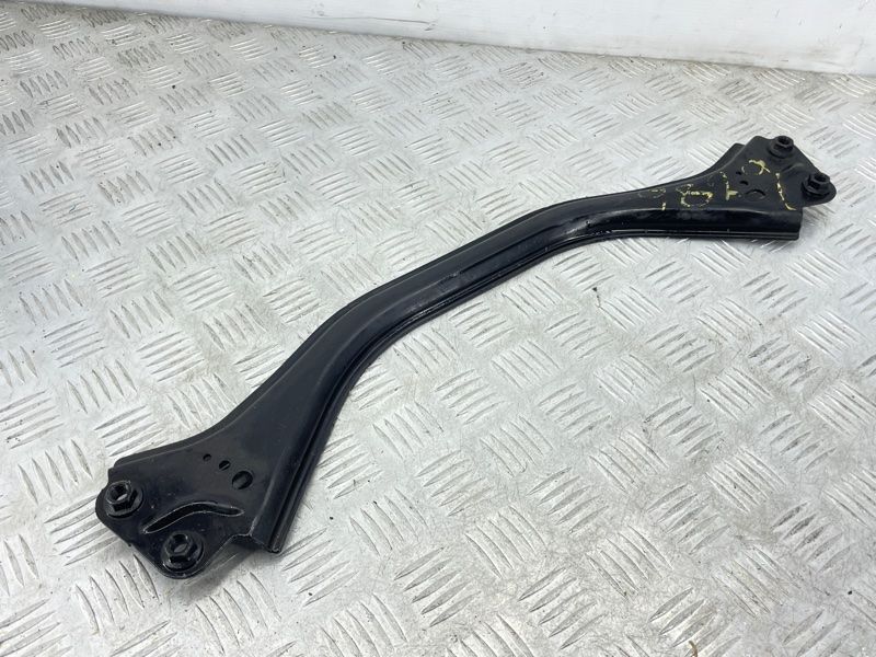 Поперечина 30762696 Volvo XC60