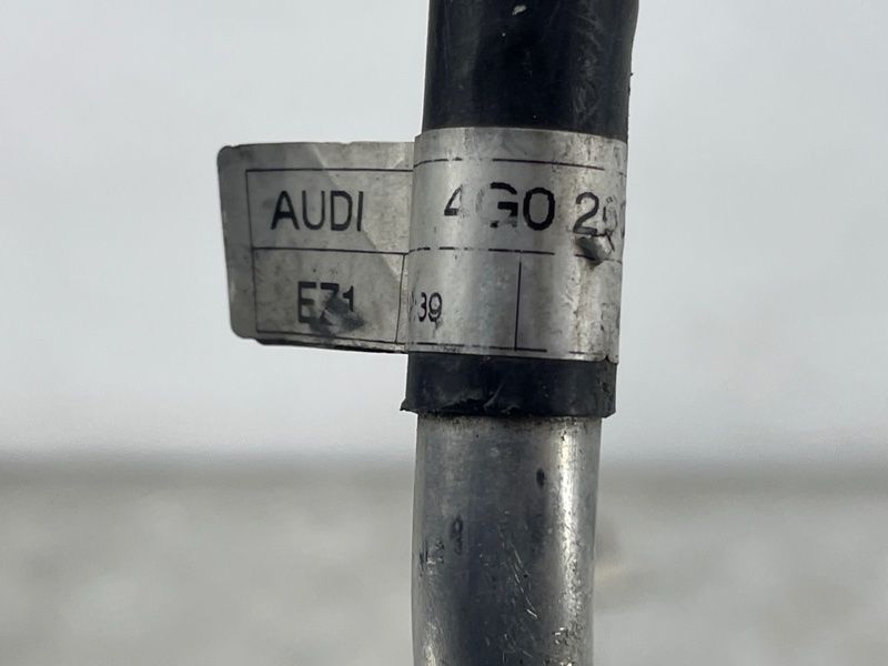 Трубка кондиціонера 4G0260710P Audi A6
