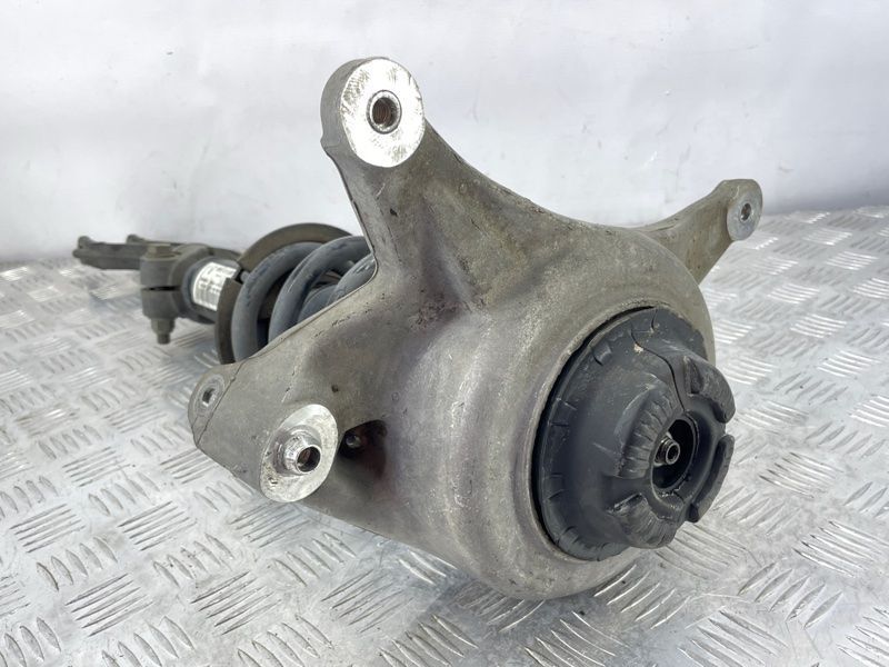 Стійка амортизатора 8R0413031BD Audi Q5