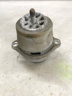 Опора / Подушка двигателя 7P6199131 Volkswagen Touareg