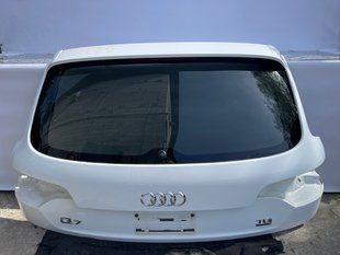 Кришка багажника 4L0827023B Audi Q7