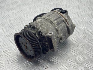 Компресор кондиціонера 7P0820803E Audi Touareg Audi Q7