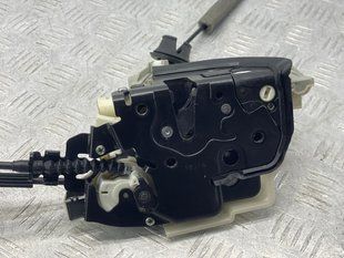 Замок передней двери 4G1837016B Audi A7