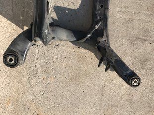 Подрамник задний 4G0505235Q Audi A7