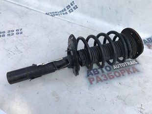 Стійка амортизатора в зборі з пружиною 31340474 Volvo XC60