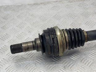 Піввісь 7P0501201G Volkswagen Touareg
