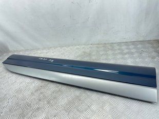 Накладка дверей 4M0853960G Audi Q7