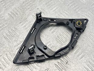 Кронштейн 4M0035427 Audi Q7