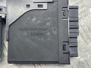 Блок управления двери 31453358 Volvo XC90