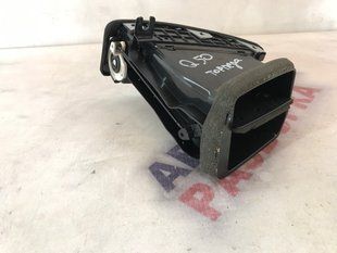Дефлектор повітропроводу 687614GA0A Infiniti Q50
