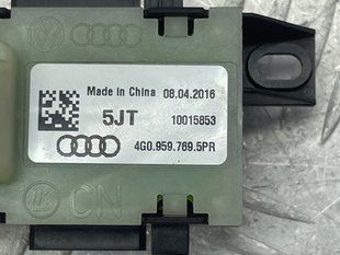 Блок кнопок памяти сидений 4G09597695PR Audi A6