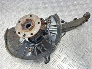Поворотний кулак / цапфа 7P6407265A Volkswagen Touareg