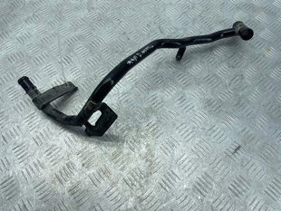 Трубопровід системи охолодження 04L121065CR Volkswagen Tiguan