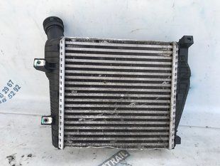 Радіатор інтеркулера 7P0145804A Volkswagen Touareg