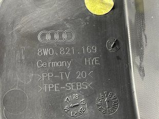 Накладка крила 8W0821169C Audi A4 Allroad