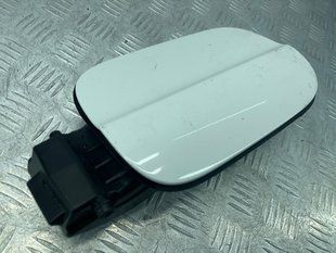 Корпус лючка кришки паливного бака в зборі 4L0809999A Audi Q7