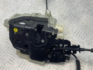Замок задней двери 4G8839015 Audi A7