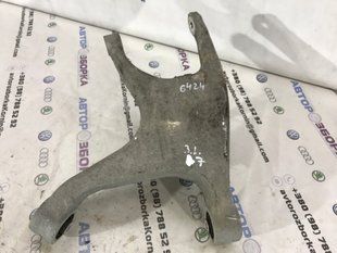 Рычаг задней подвески нижний 8R0505311F Audi A7
